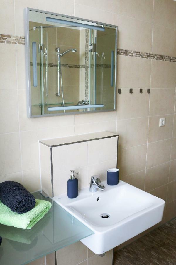 Görlitz Ferienwohnung Luisenstrasse מראה חיצוני תמונה